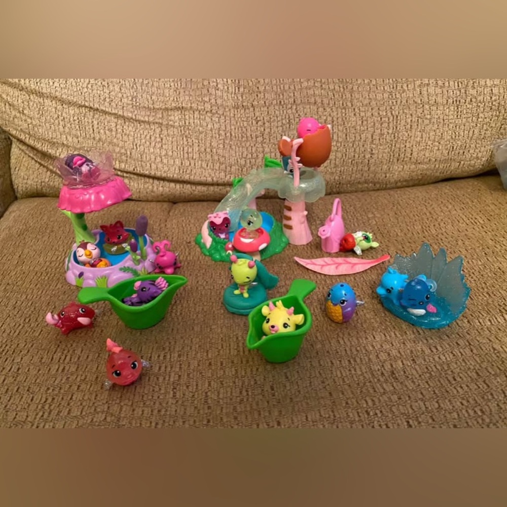 Hatchimals playset bundle